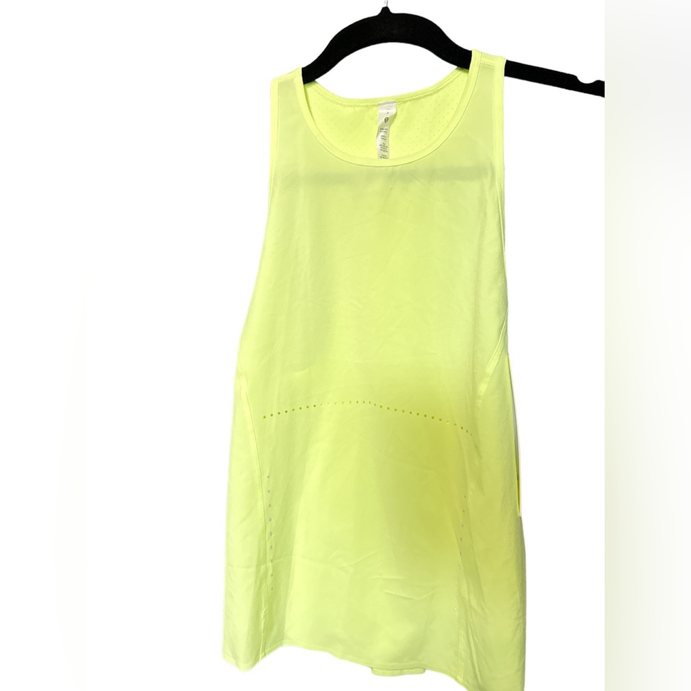 NWT Lululemon Swift Ventilated Racerback Running Tank. Sz. 2